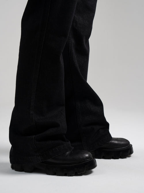 Base Flared Black Jeans